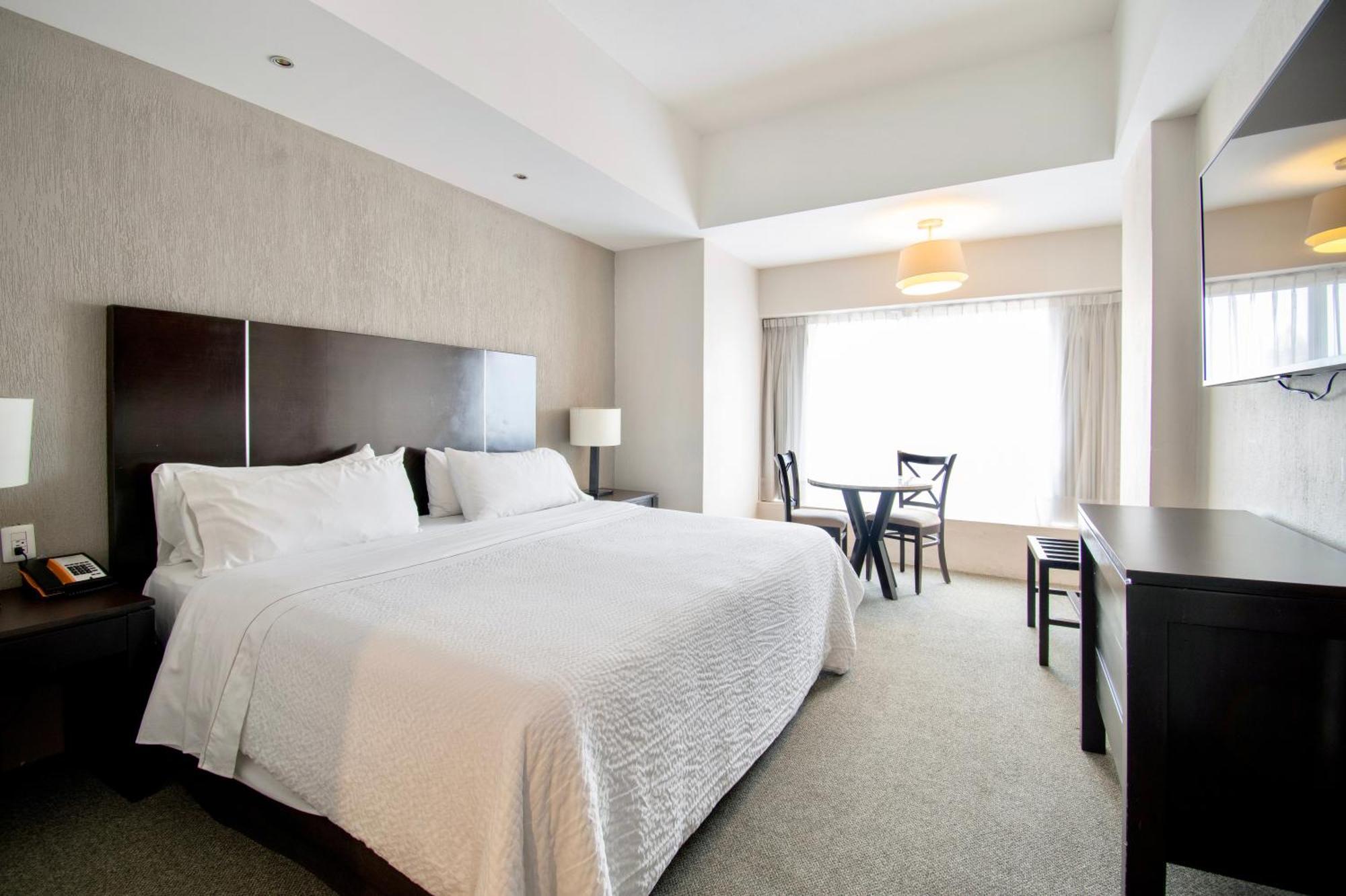 Hotel Plaza Genova Centro Гвадалахара Екстер'єр фото